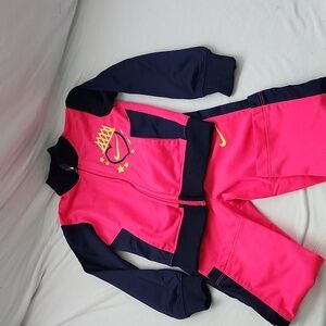 Little girls Nike jogging suit 2T pink and blue